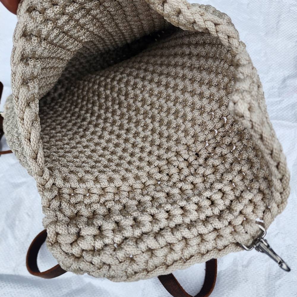 Little Birdie Design Studio Women Cream Beige Hand Knit Backpack Bag Leather - Picture 4 of 4